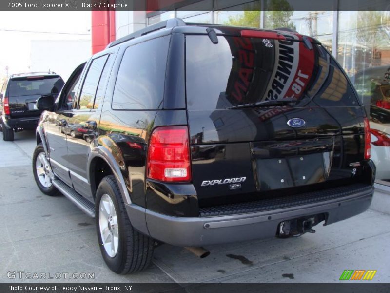 Black / Graphite 2005 Ford Explorer XLT