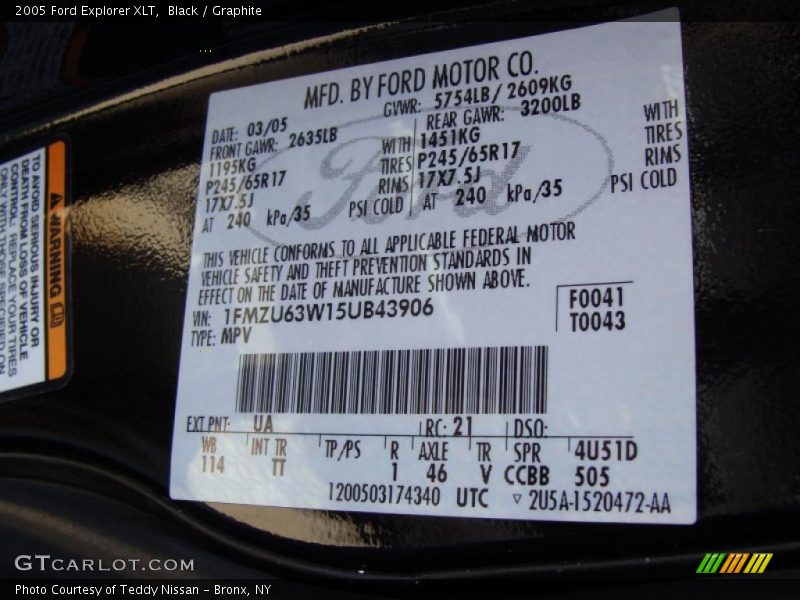 Black / Graphite 2005 Ford Explorer XLT