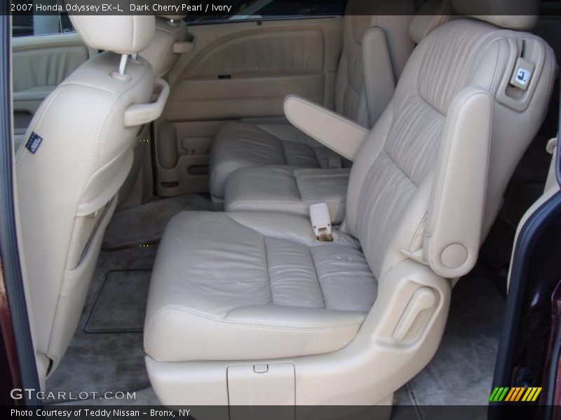 Dark Cherry Pearl / Ivory 2007 Honda Odyssey EX-L