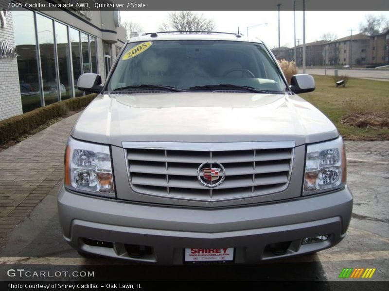 Quicksilver / Shale 2005 Cadillac Escalade AWD