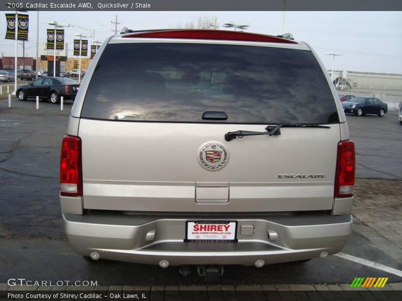 Quicksilver / Shale 2005 Cadillac Escalade AWD