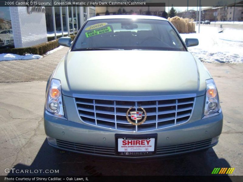 Green Silk Metallic / Very Dark Cashmere/Cashmere 2006 Cadillac DTS Luxury