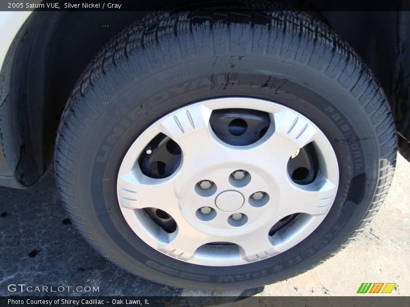 Silver Nickel / Gray 2005 Saturn VUE