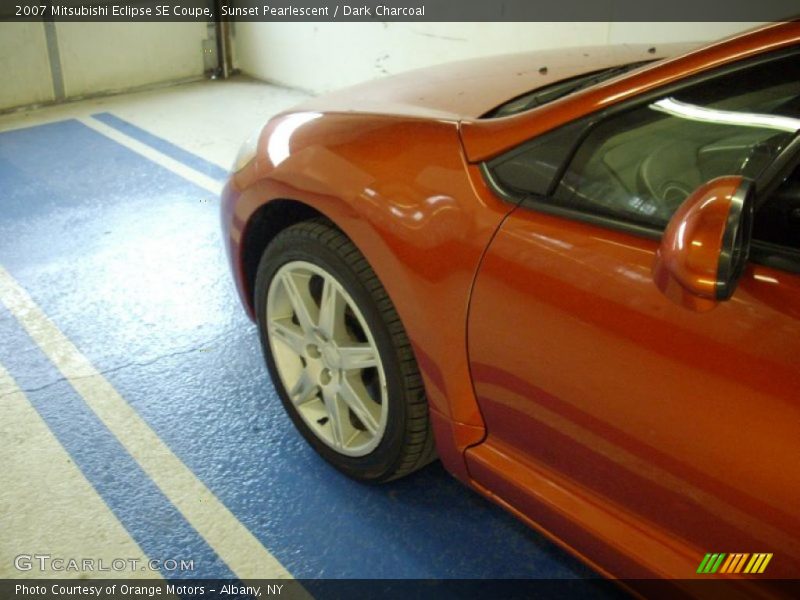 Sunset Pearlescent / Dark Charcoal 2007 Mitsubishi Eclipse SE Coupe