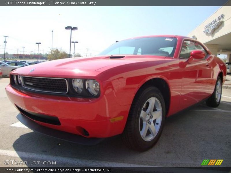 TorRed / Dark Slate Gray 2010 Dodge Challenger SE