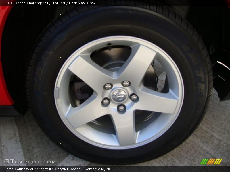 TorRed / Dark Slate Gray 2010 Dodge Challenger SE