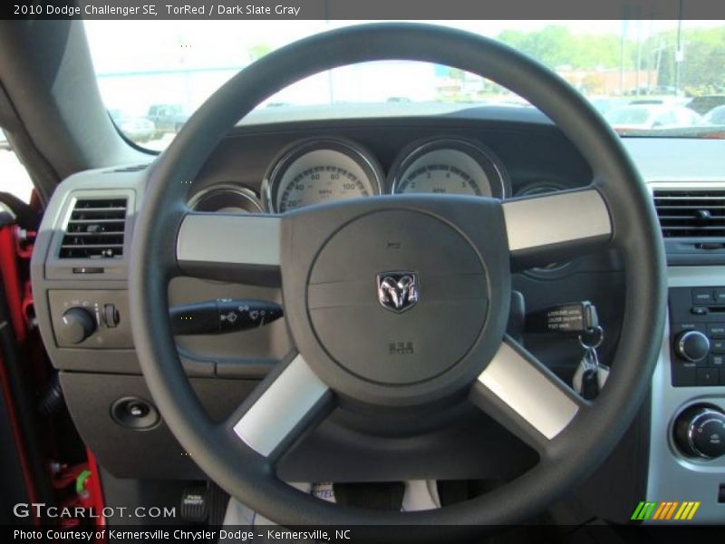 TorRed / Dark Slate Gray 2010 Dodge Challenger SE