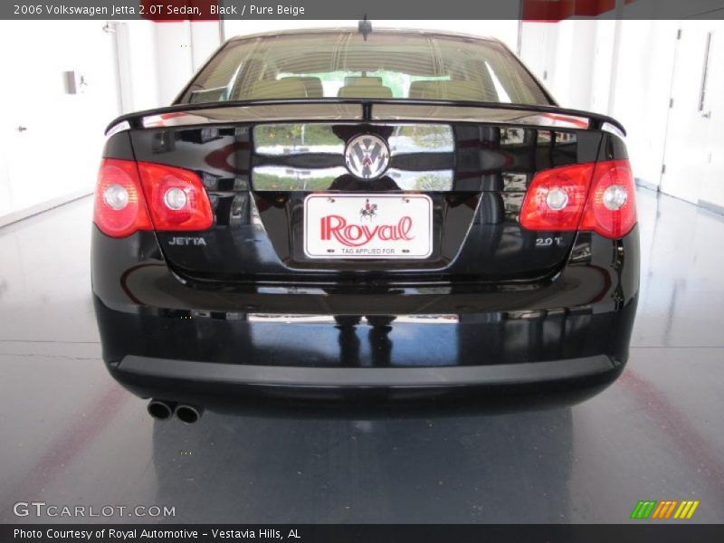 Black / Pure Beige 2006 Volkswagen Jetta 2.0T Sedan