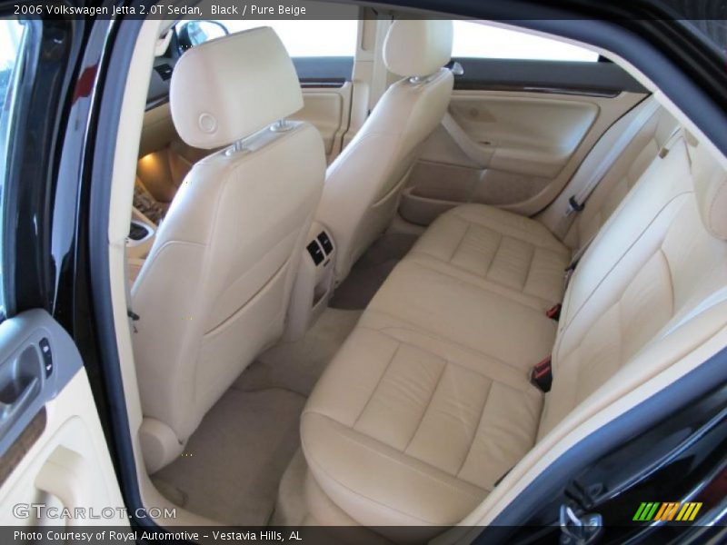 Black / Pure Beige 2006 Volkswagen Jetta 2.0T Sedan