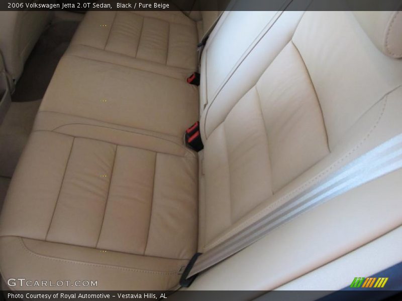 Black / Pure Beige 2006 Volkswagen Jetta 2.0T Sedan
