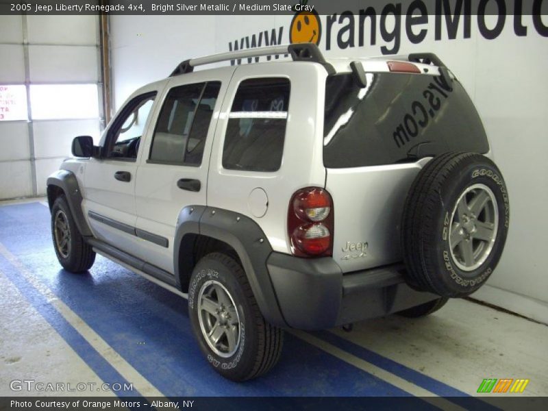 Bright Silver Metallic / Medium Slate Gray 2005 Jeep Liberty Renegade 4x4