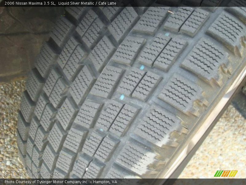 Liquid Silver Metallic / Cafe Latte 2006 Nissan Maxima 3.5 SL