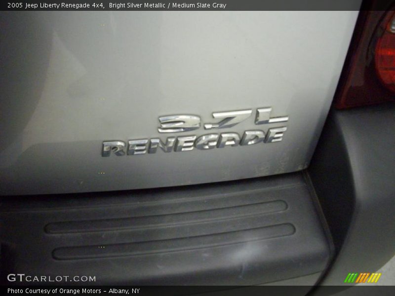 Bright Silver Metallic / Medium Slate Gray 2005 Jeep Liberty Renegade 4x4