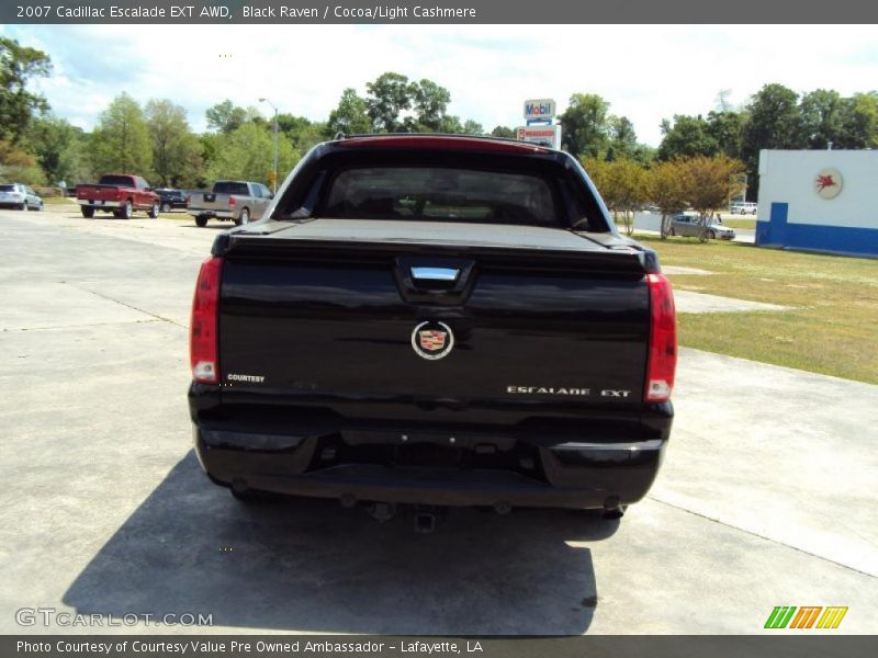 Black Raven / Cocoa/Light Cashmere 2007 Cadillac Escalade EXT AWD