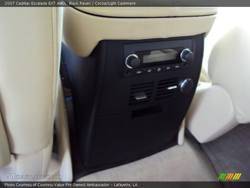 Black Raven / Cocoa/Light Cashmere 2007 Cadillac Escalade EXT AWD