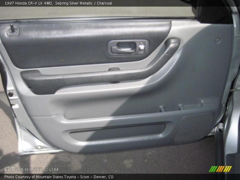 Sebring Silver Metallic / Charcoal 1997 Honda CR-V LX 4WD