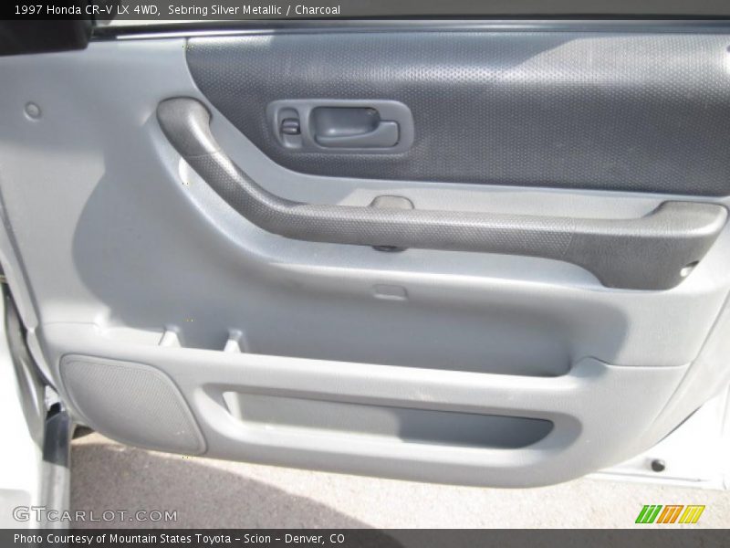 Sebring Silver Metallic / Charcoal 1997 Honda CR-V LX 4WD