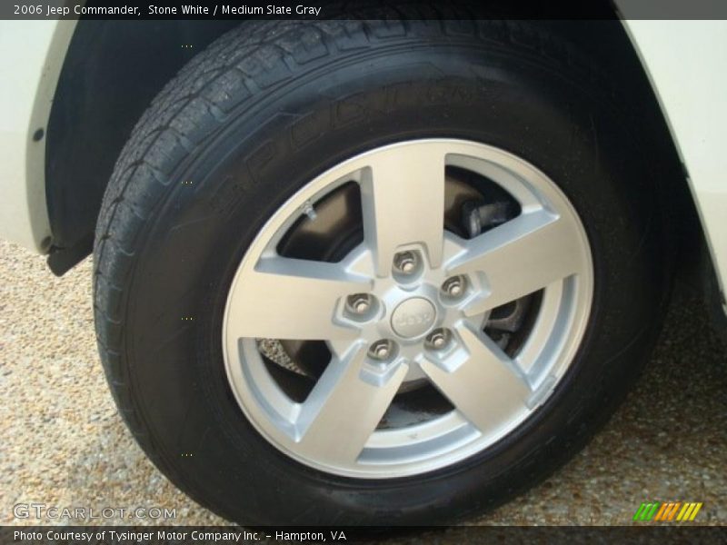Stone White / Medium Slate Gray 2006 Jeep Commander