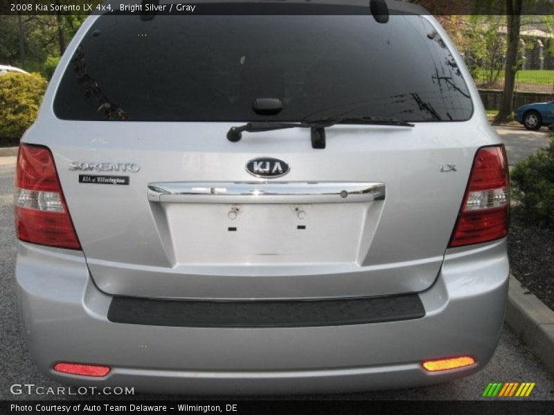 Bright Silver / Gray 2008 Kia Sorento LX 4x4