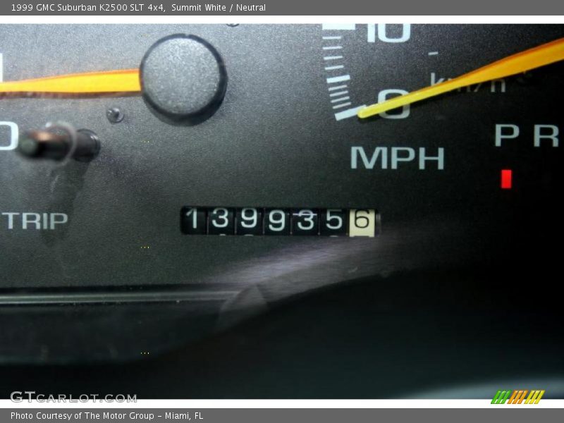 Summit White / Neutral 1999 GMC Suburban K2500 SLT 4x4