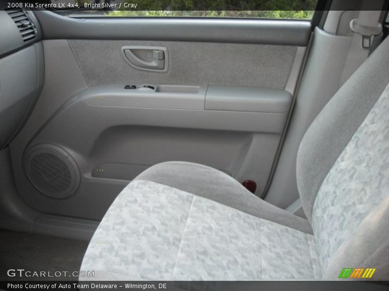 Bright Silver / Gray 2008 Kia Sorento LX 4x4