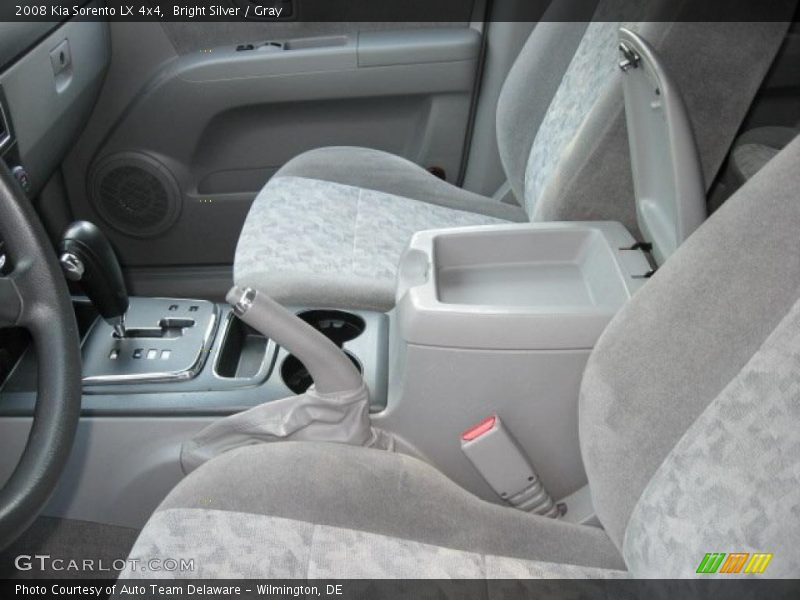 Bright Silver / Gray 2008 Kia Sorento LX 4x4