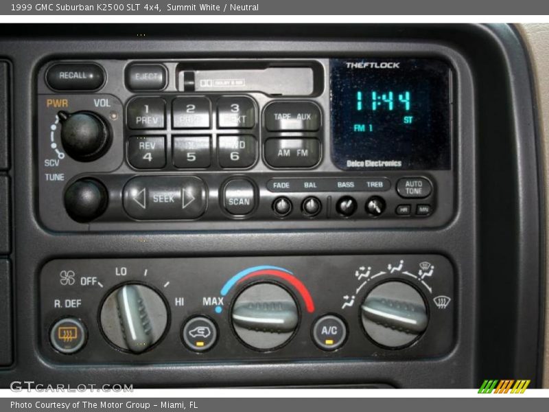Summit White / Neutral 1999 GMC Suburban K2500 SLT 4x4