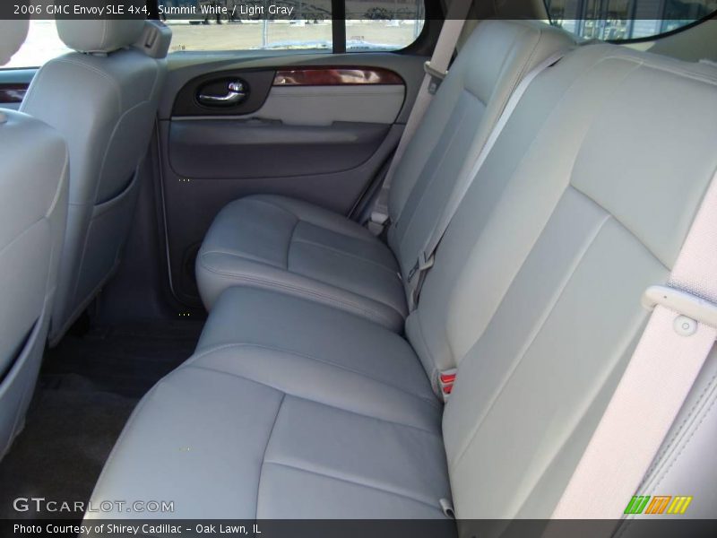 Summit White / Light Gray 2006 GMC Envoy SLE 4x4