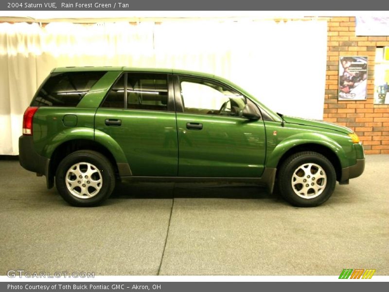 Rain Forest Green / Tan 2004 Saturn VUE