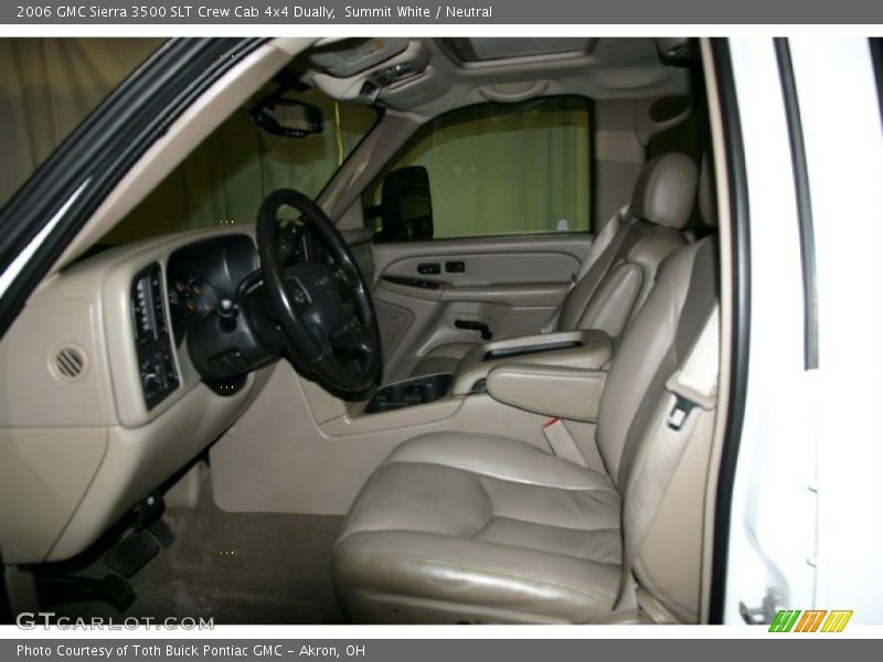 Summit White / Neutral 2006 GMC Sierra 3500 SLT Crew Cab 4x4 Dually
