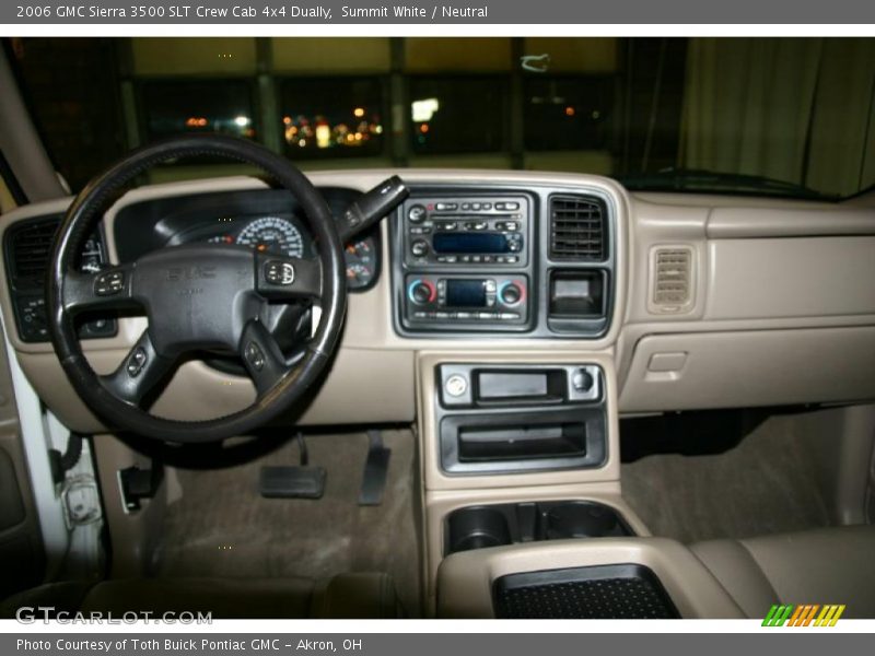 Summit White / Neutral 2006 GMC Sierra 3500 SLT Crew Cab 4x4 Dually