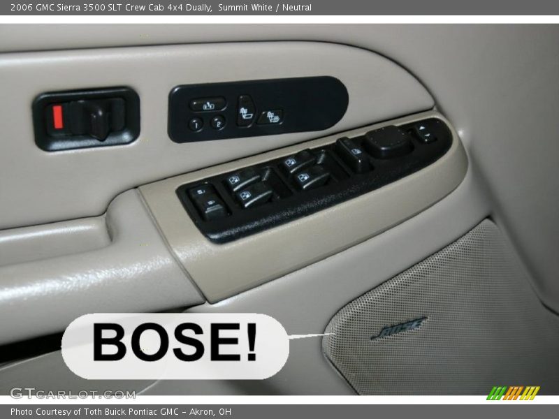 Summit White / Neutral 2006 GMC Sierra 3500 SLT Crew Cab 4x4 Dually