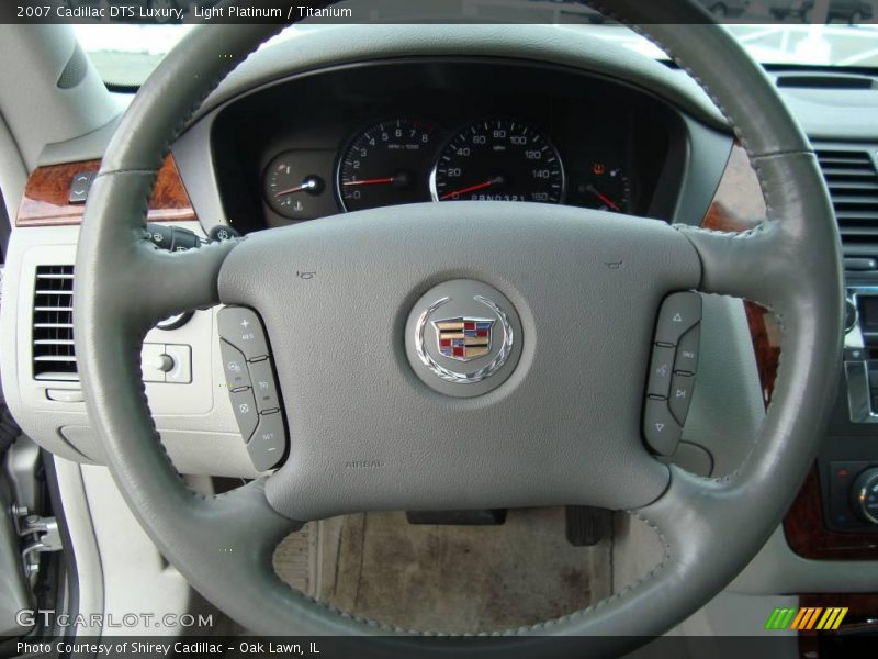 Light Platinum / Titanium 2007 Cadillac DTS Luxury