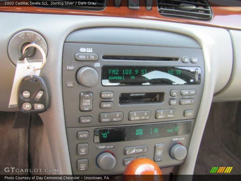 Sterling Silver / Dark Gray 2003 Cadillac Seville SLS