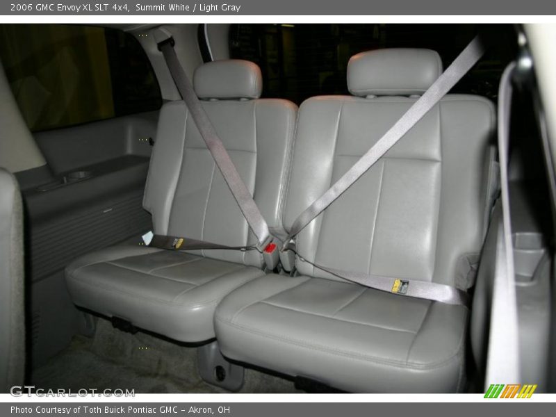 Summit White / Light Gray 2006 GMC Envoy XL SLT 4x4