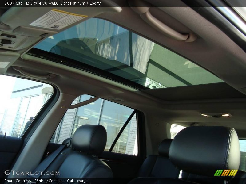 Light Platinum / Ebony 2007 Cadillac SRX 4 V6 AWD