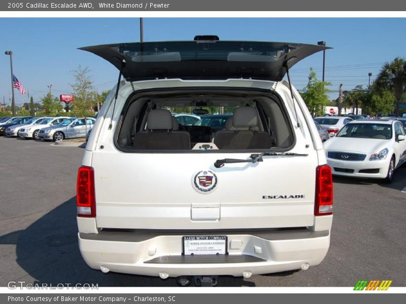 White Diamond / Pewter 2005 Cadillac Escalade AWD