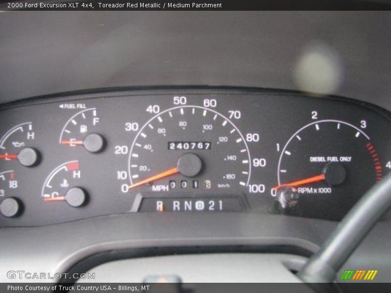 Toreador Red Metallic / Medium Parchment 2000 Ford Excursion XLT 4x4