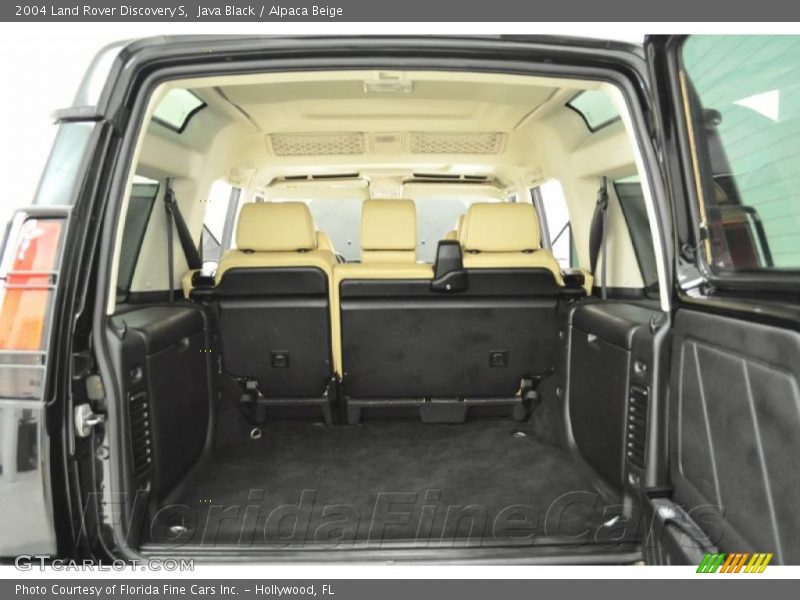 Java Black / Alpaca Beige 2004 Land Rover Discovery S