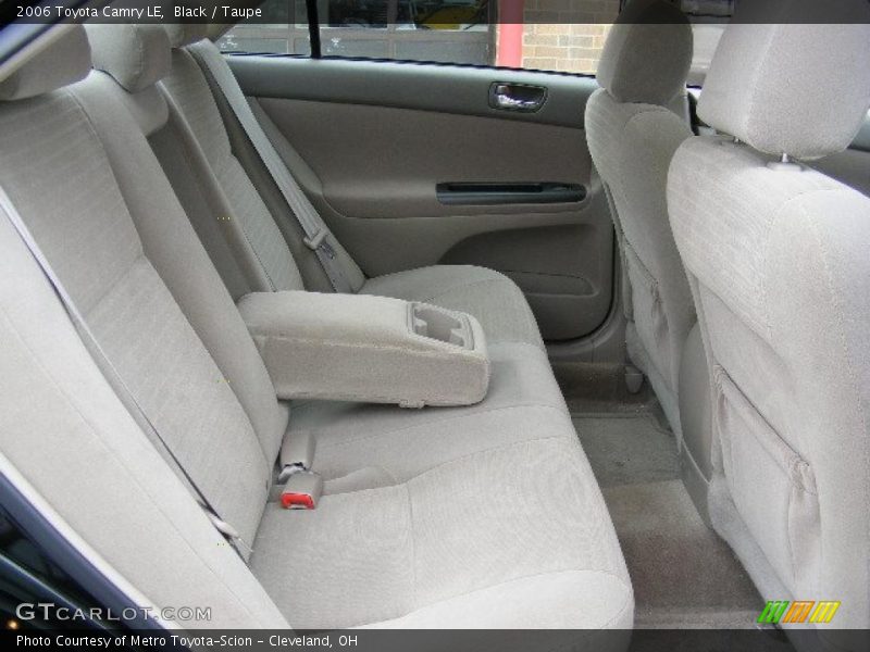 Black / Taupe 2006 Toyota Camry LE