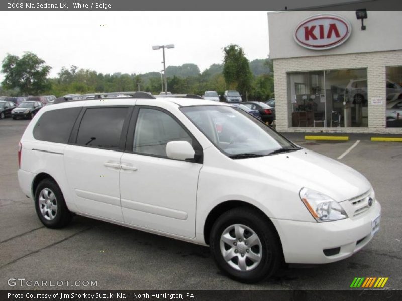 White / Beige 2008 Kia Sedona LX