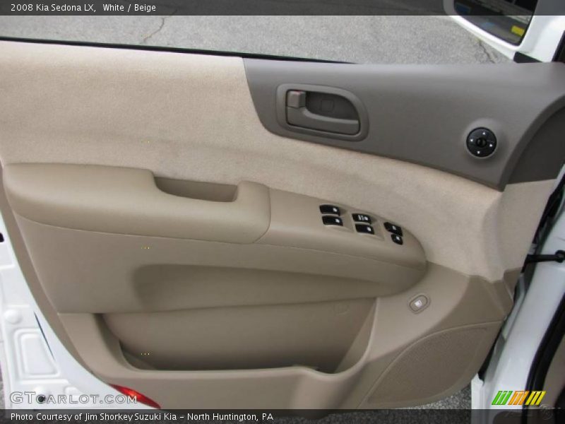 White / Beige 2008 Kia Sedona LX