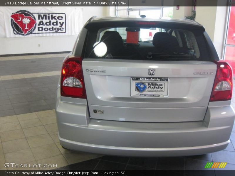 Bright Silver Metallic / Dark Slate Gray 2010 Dodge Caliber Mainstreet