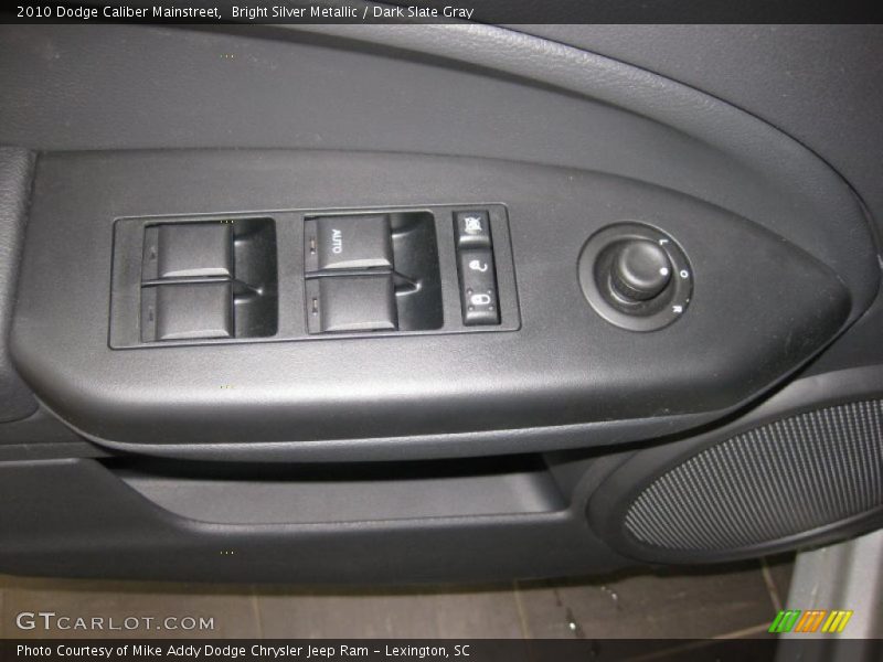 Bright Silver Metallic / Dark Slate Gray 2010 Dodge Caliber Mainstreet