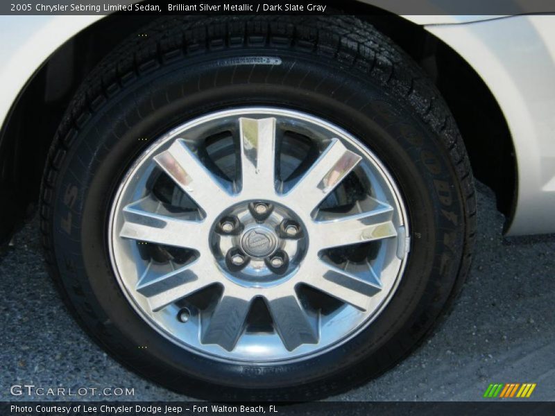 Brilliant Silver Metallic / Dark Slate Gray 2005 Chrysler Sebring Limited Sedan