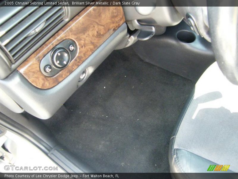Brilliant Silver Metallic / Dark Slate Gray 2005 Chrysler Sebring Limited Sedan