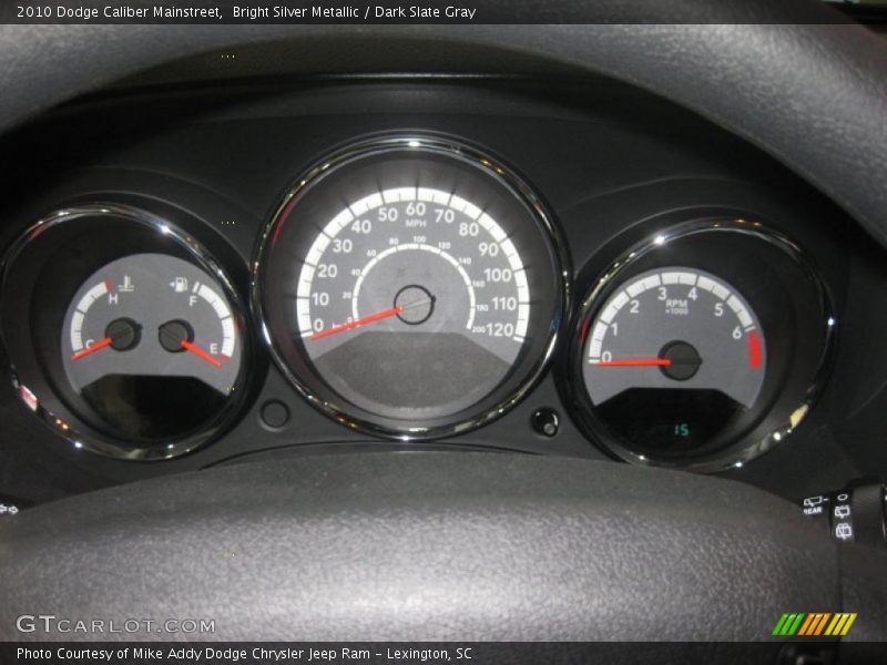 Bright Silver Metallic / Dark Slate Gray 2010 Dodge Caliber Mainstreet