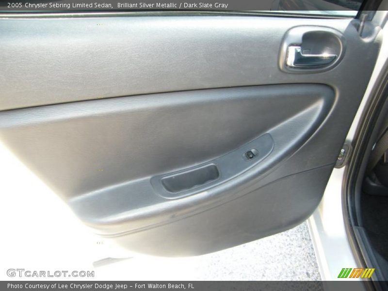 Brilliant Silver Metallic / Dark Slate Gray 2005 Chrysler Sebring Limited Sedan