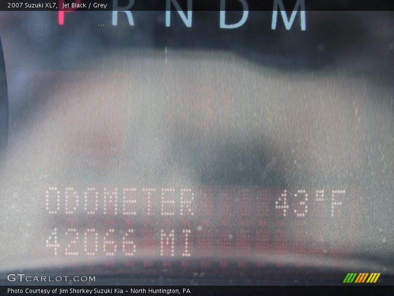 Jet Black / Grey 2007 Suzuki XL7