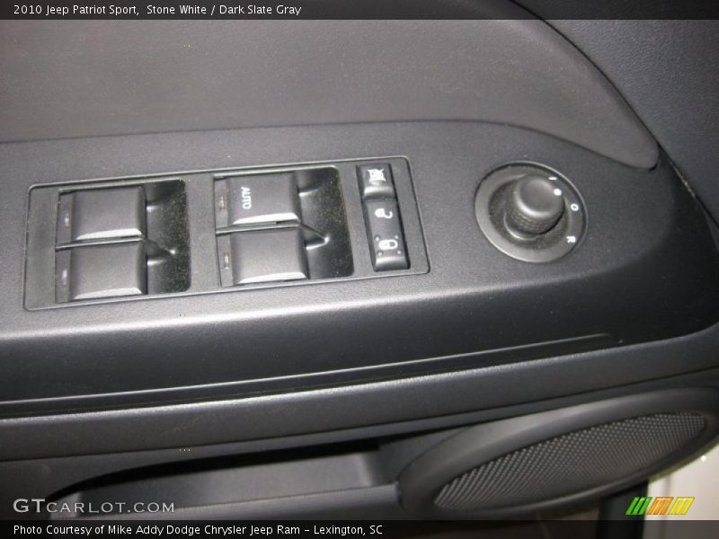 Stone White / Dark Slate Gray 2010 Jeep Patriot Sport